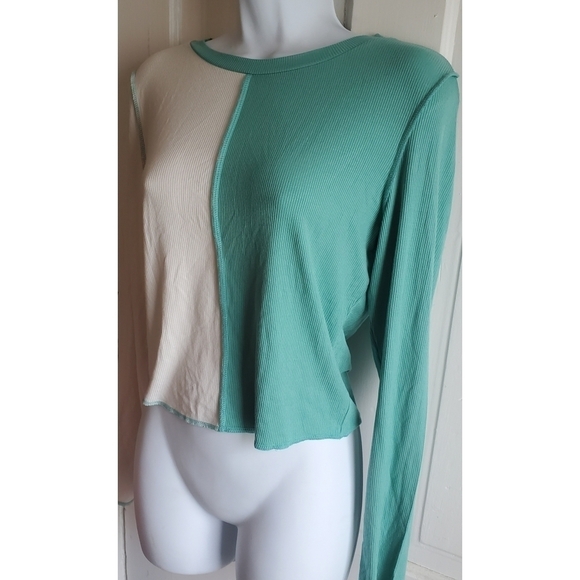 Wild Fable Long Sleeve Fitted Top - Picture 4 of 10